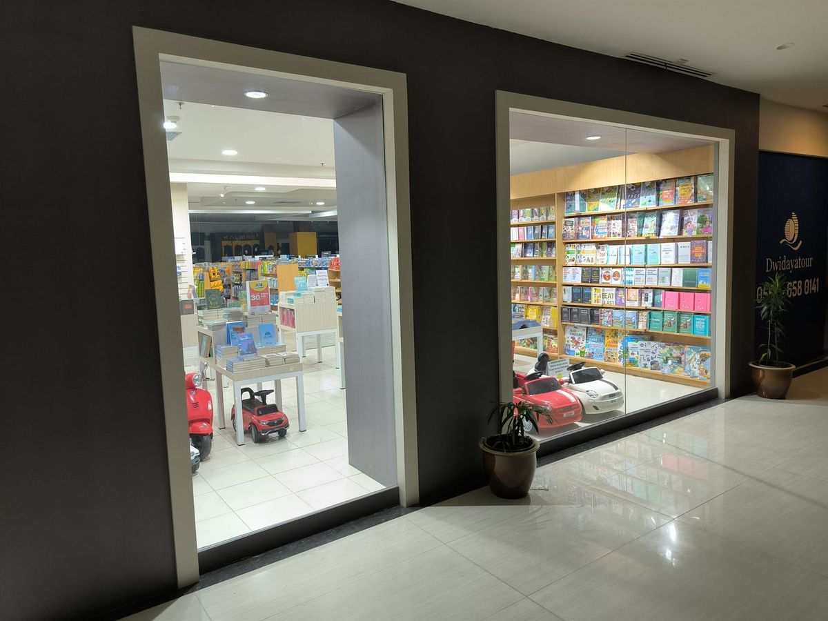 Gramedia Mega Mall - Dokumentasi Proyek